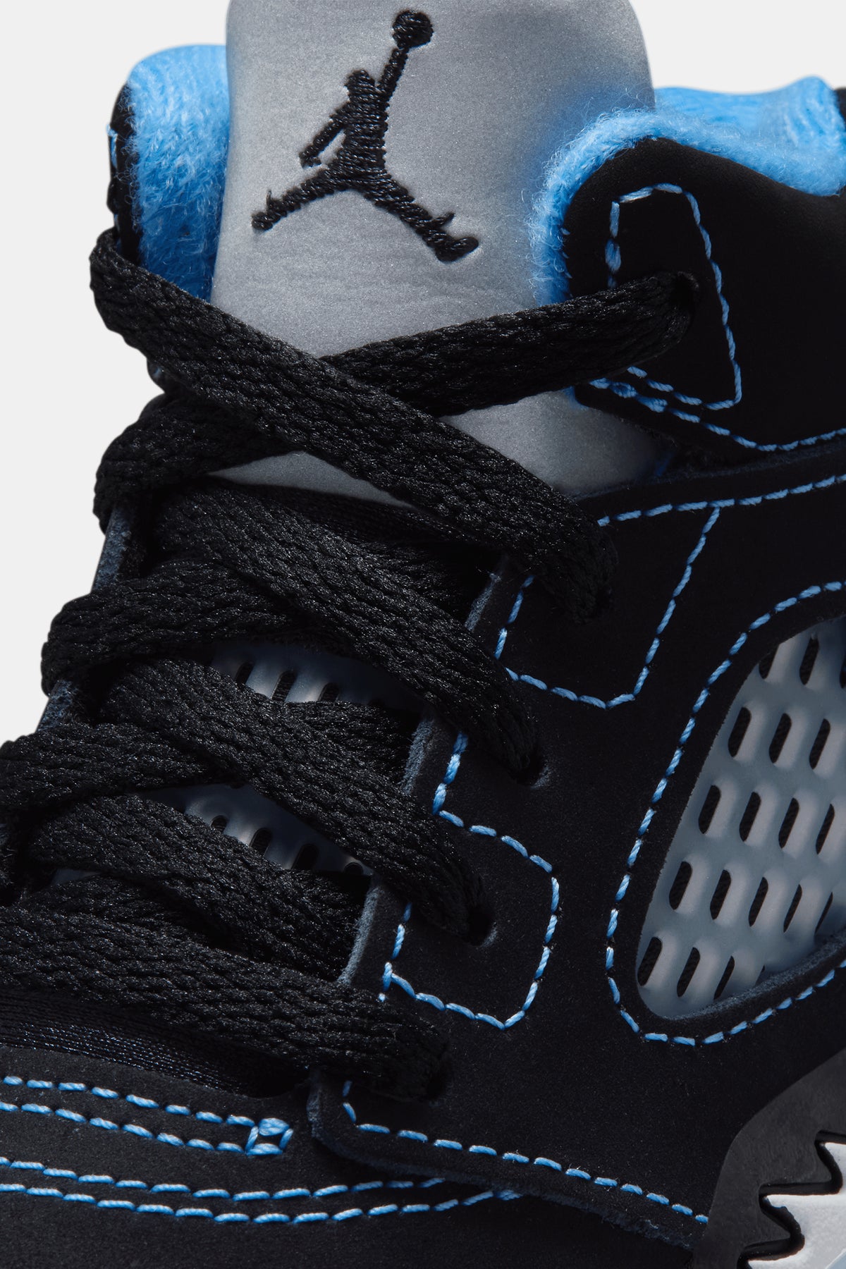 Jordan 5 Retro "Black Carolina" (TD)