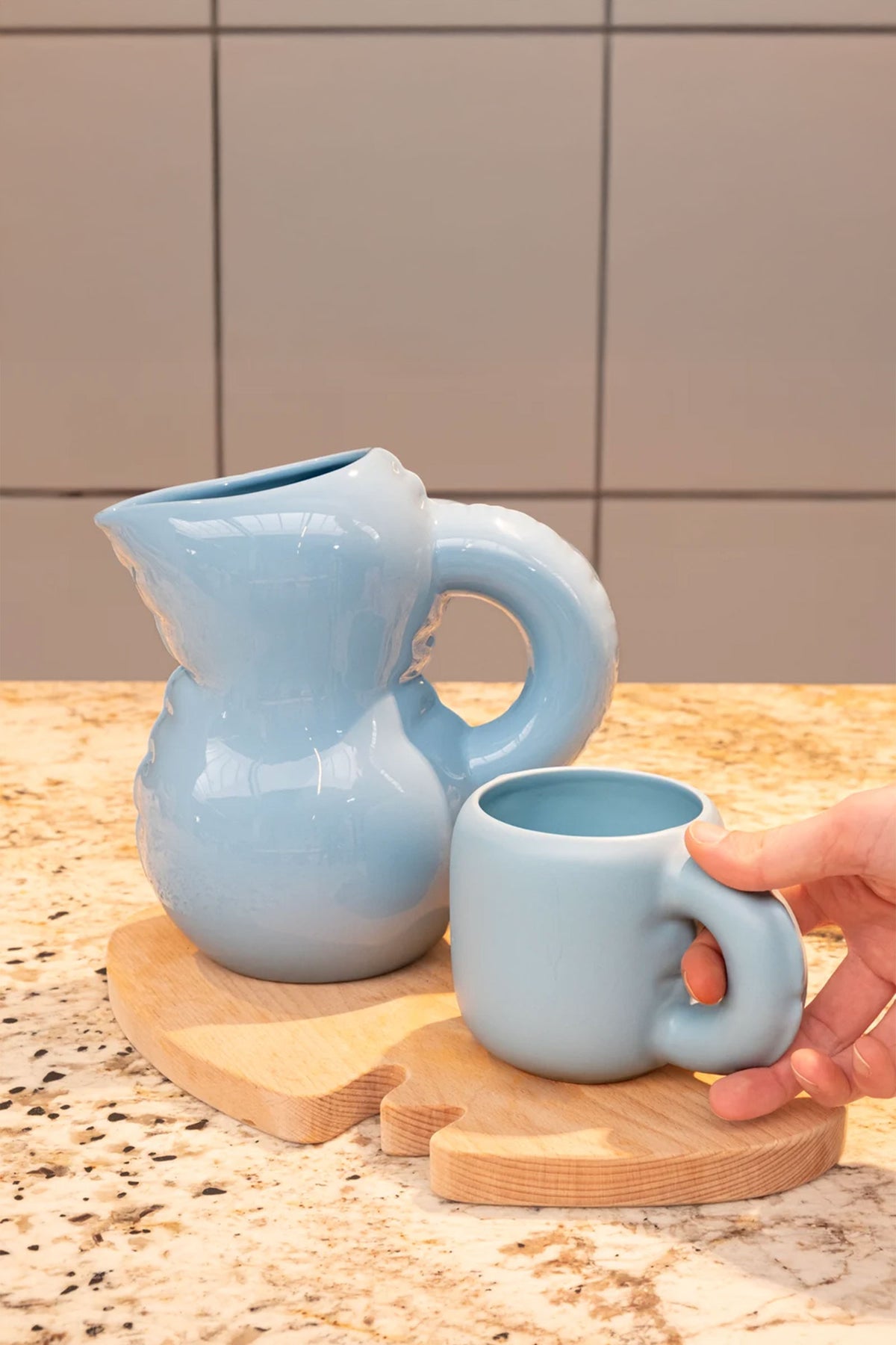 Jug 'EMILY' Sky Gloss