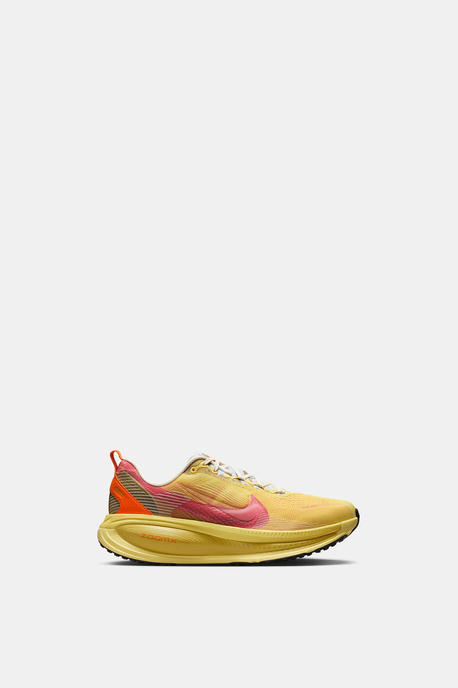 【新品未使用】Nike Vomero 18 SE 6.5 Nike Vomero 18 SE 