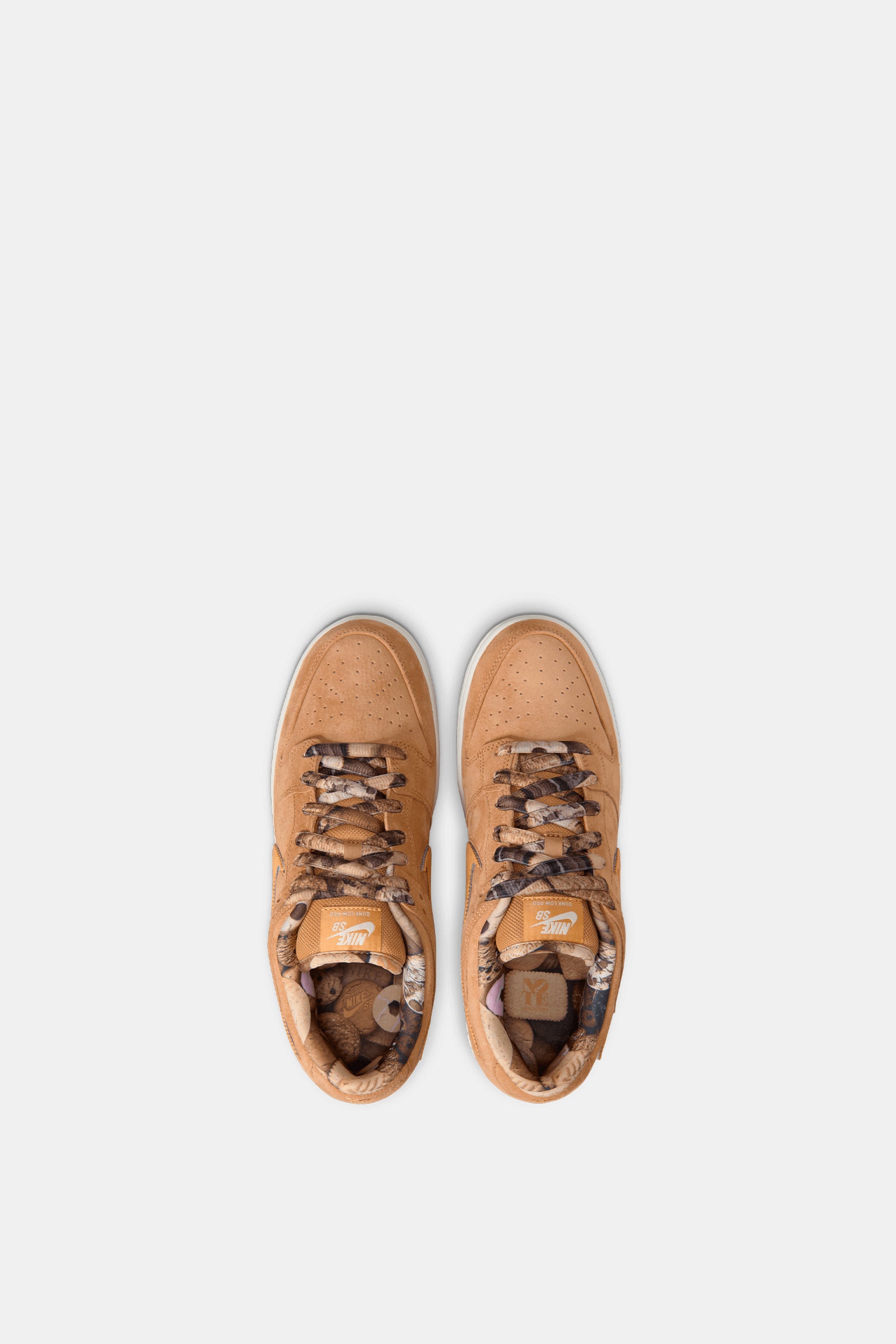 NOTE Manchester x Nike SB Dunk Low – SHOPATKINGS