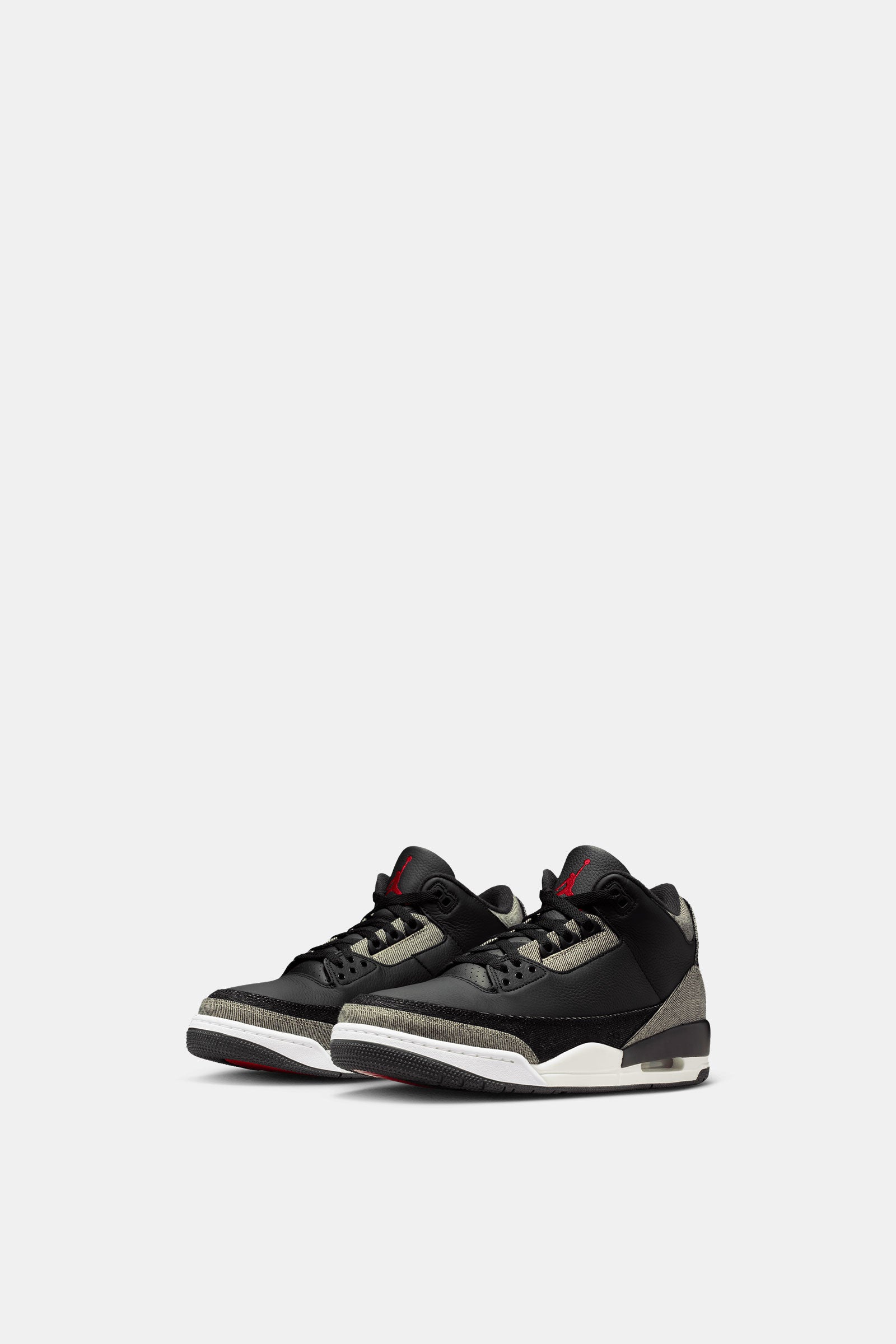 Air Jordan 3 x Levi