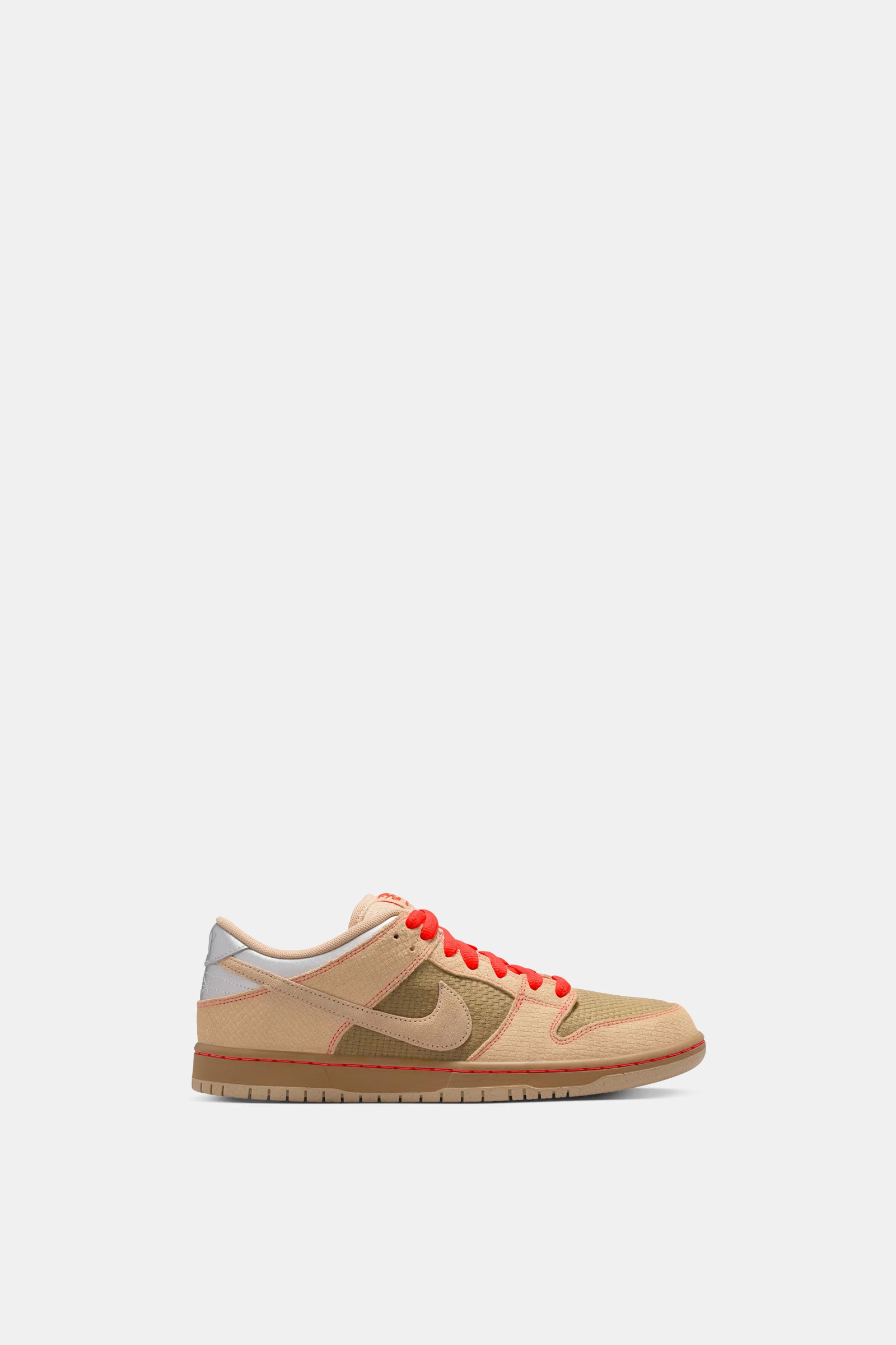 Nike SB Dunk Low 
