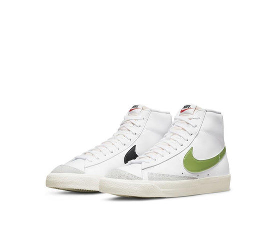 NIKE BLAZER MID '77 VINTAGE