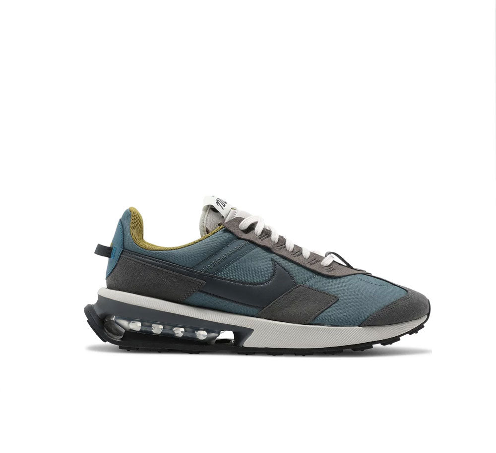 NIKE AIR MAX PRE-DAY LX