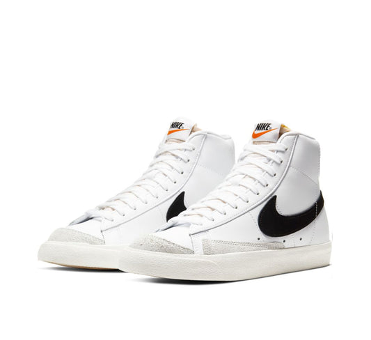 WOMENS NIKE BLAZER MID '77