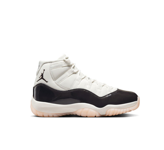 WOMENS AIR JORDAN 11 RETRO