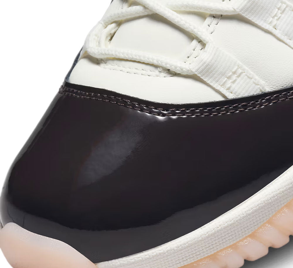WOMENS AIR JORDAN 11 RETRO