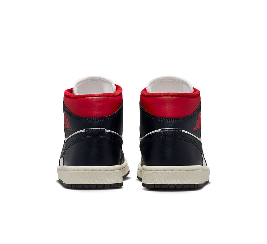 WOMEN'S AIR JORDAN 1 MID