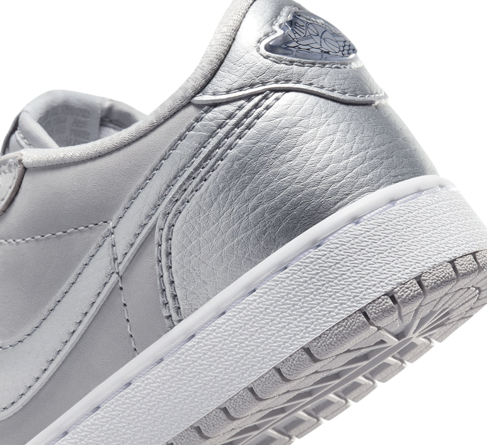 nike air jordan 1 low silver toe