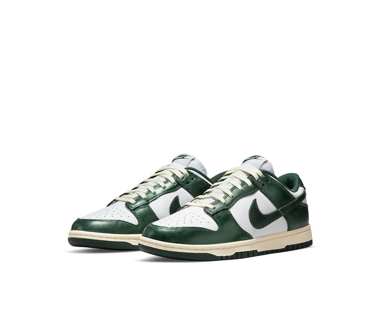 WOMENS NIKE DUNK LOW
