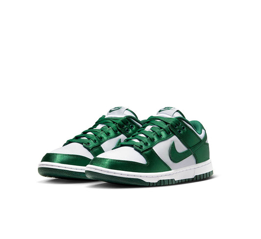 WOMEN'S NIKE DUNK LOW ESSENTIAL
