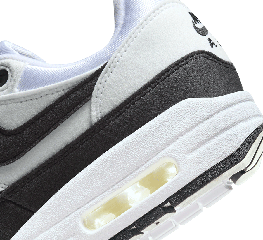 Womens Nike Air Max 1