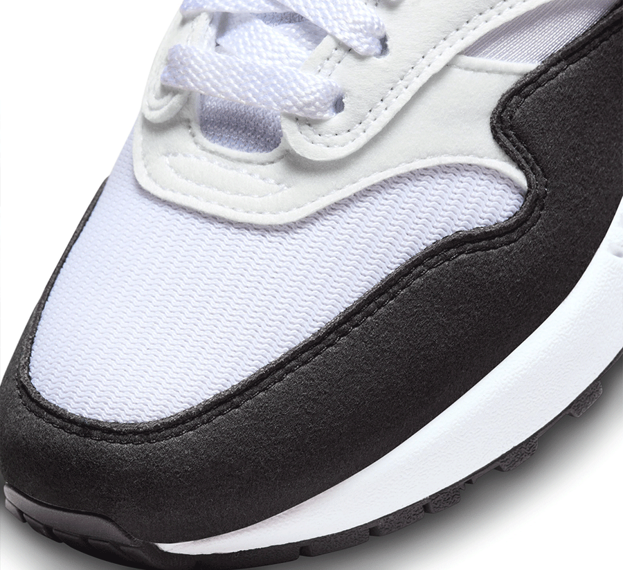 Womens Nike Air Max 1