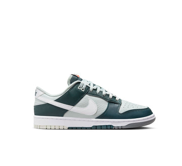 NIKE DUNK LOW RETRO PRM