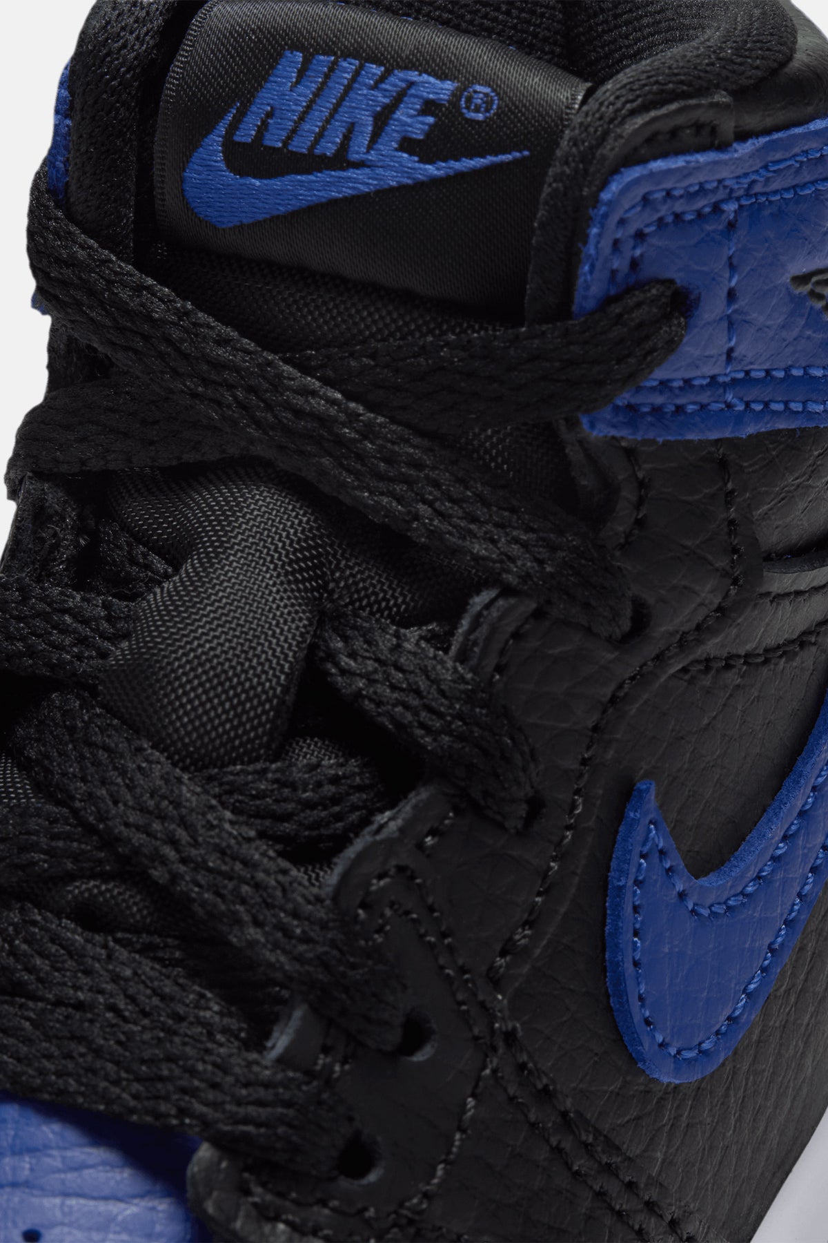 Jordan 1 Retro High OG (TD) "Royal"