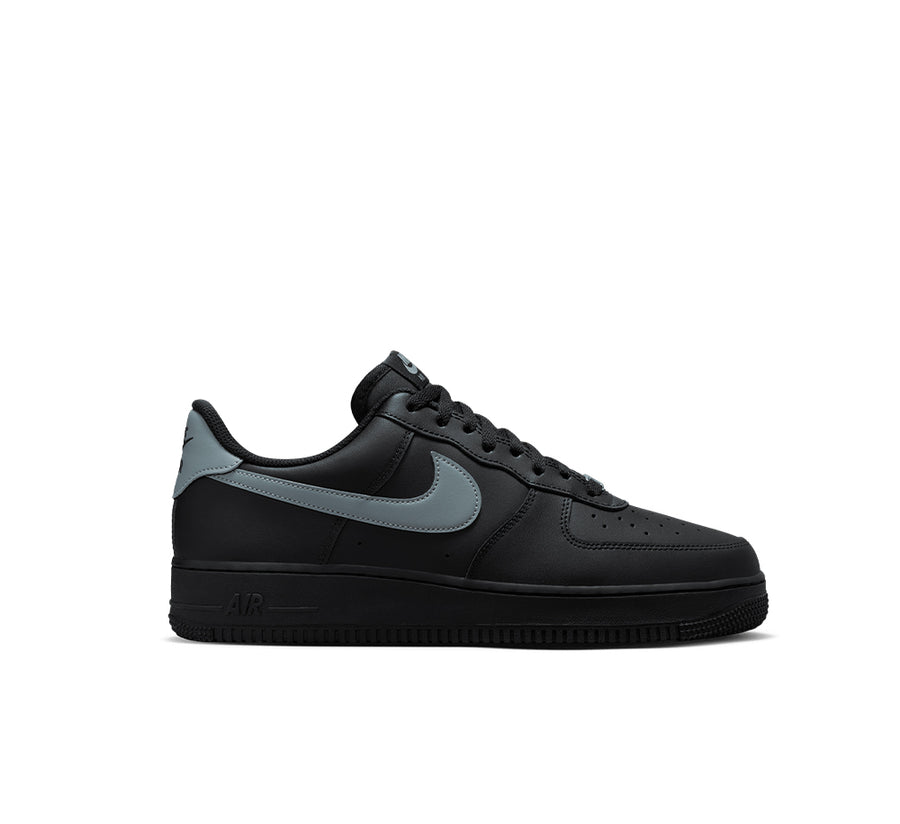 Nike Air Force 1 '07
