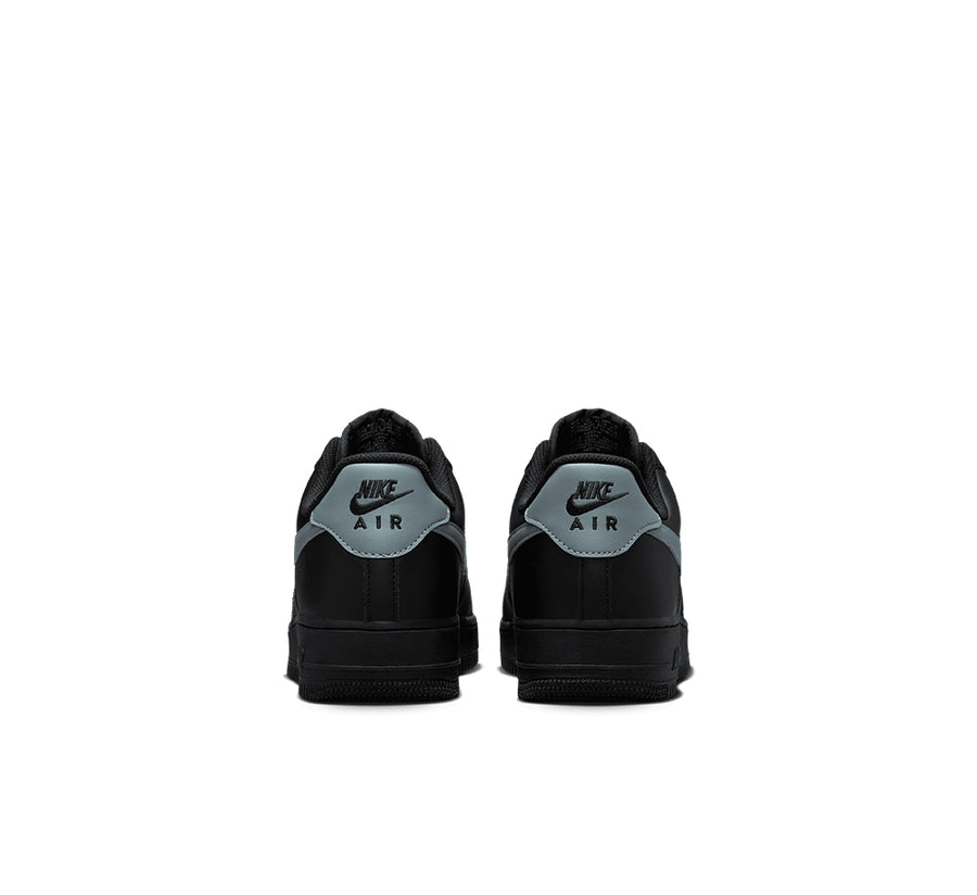 Nike Air Force 1 '07