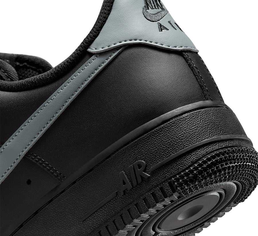 Nike Air Force 1 '07