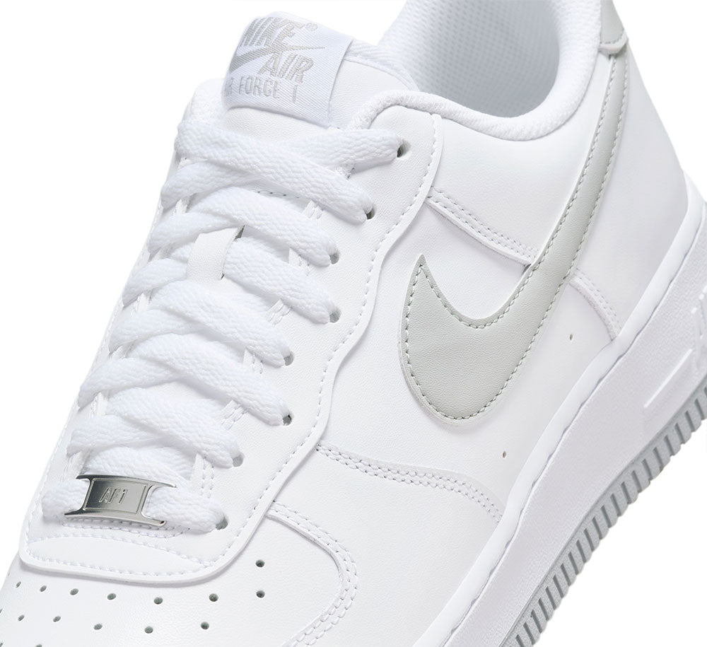 Nike Air Force 1 '07
