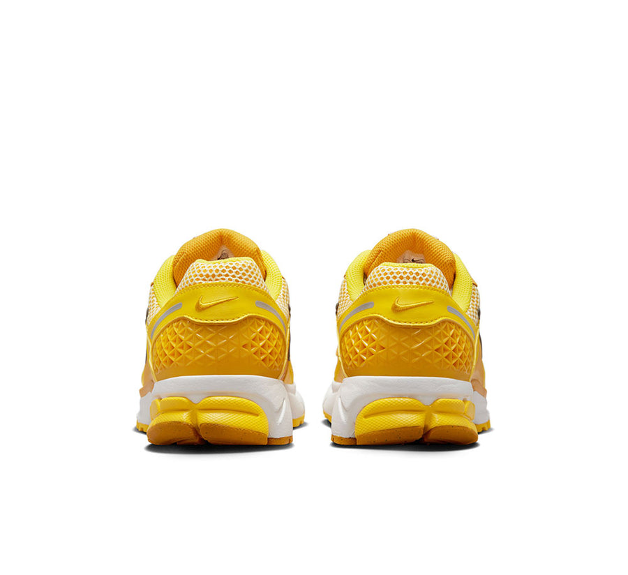 NIKE ZOOM VOMERO 5