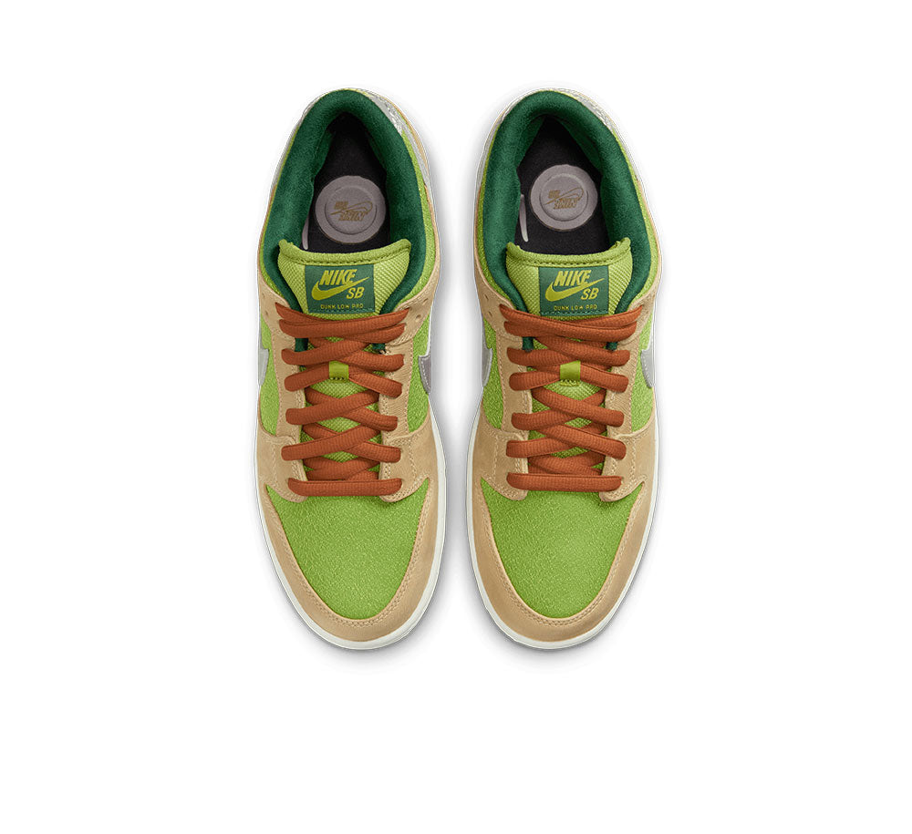 Nike SB Dunk Low Pro
