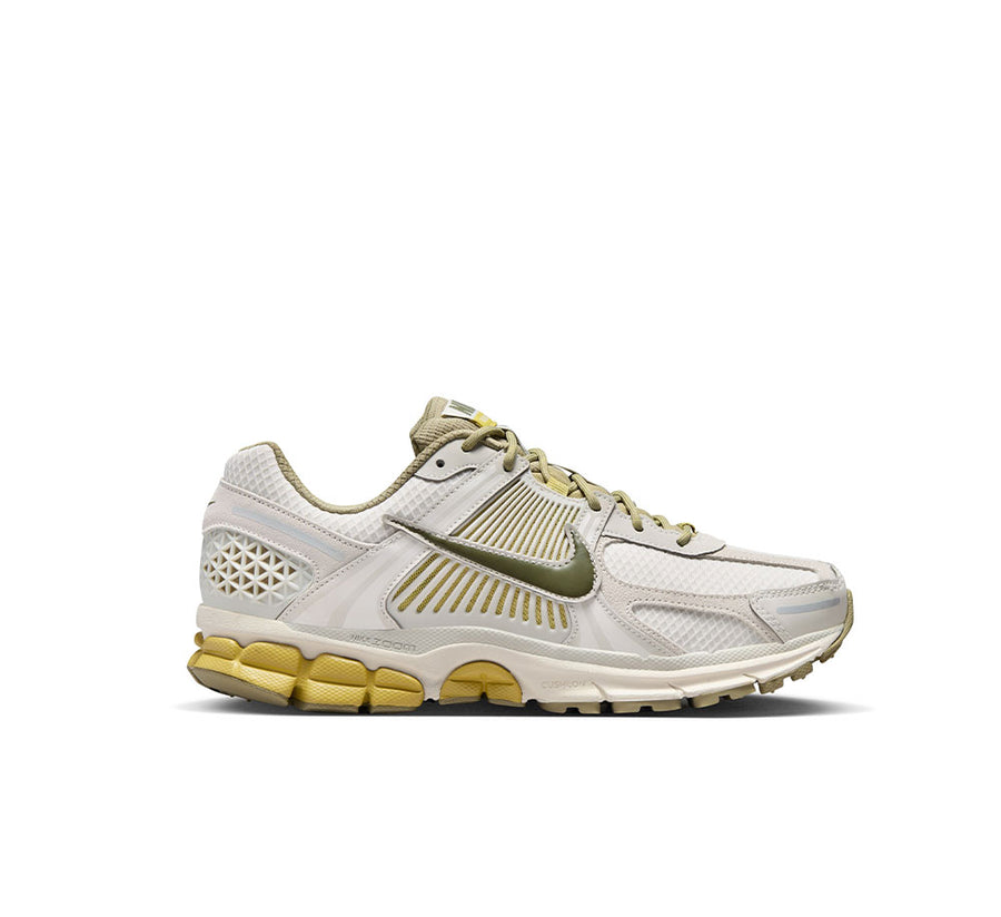 NIKE ZOOM VOMERO 5