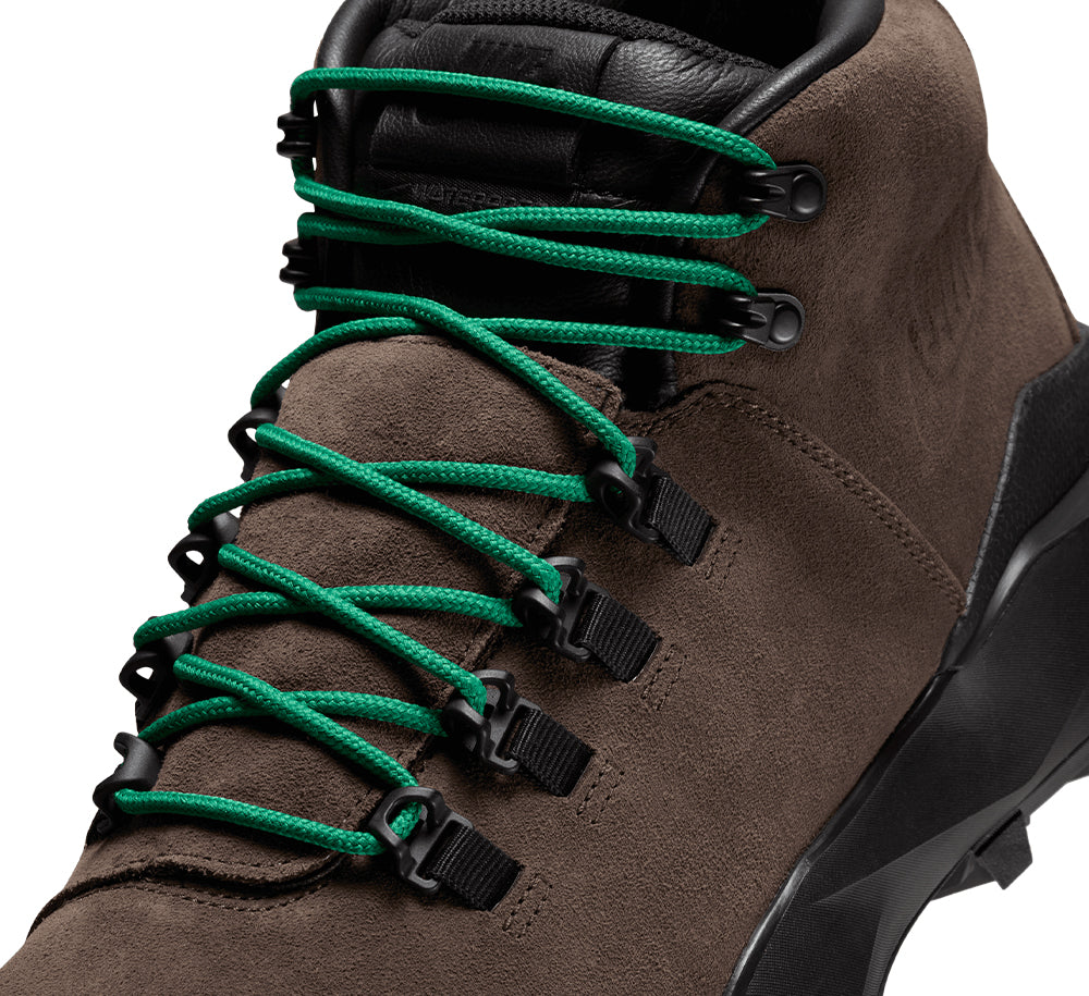 Nike Cygnal
