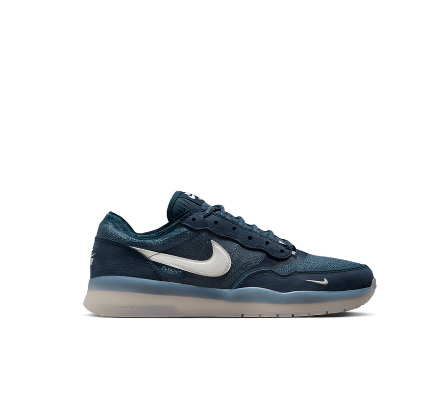 Nike SB PS8