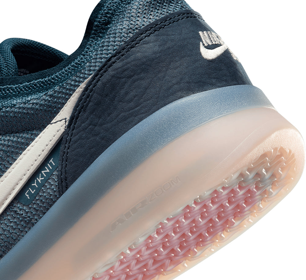 Nike SB PS8
