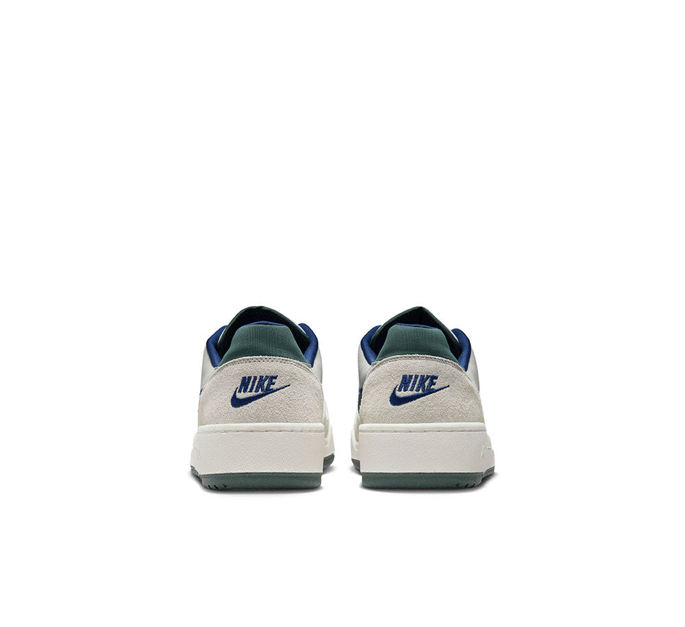 NIKE FULL FORCE LOW