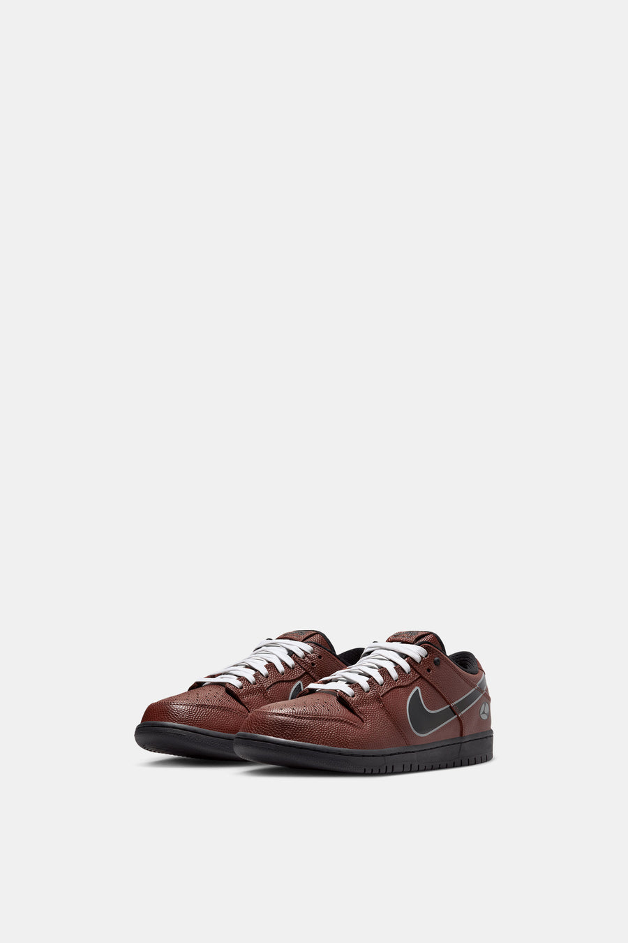 Nike SB Dunk Low Pro x Limosine Skateboards