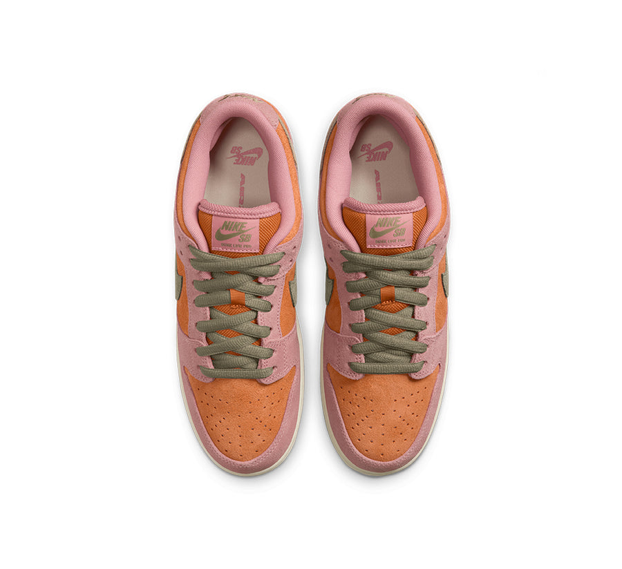 Nike SB Dunk Low Pro