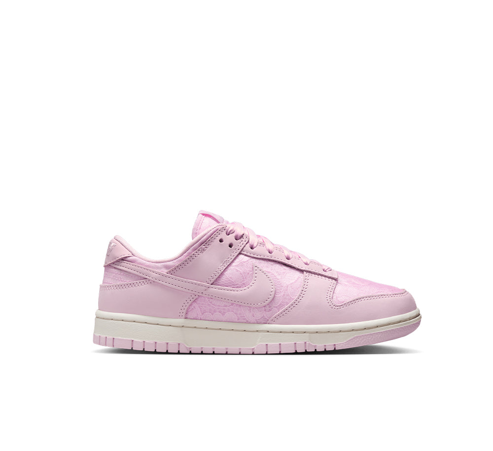 Women's Nike Dunk Low