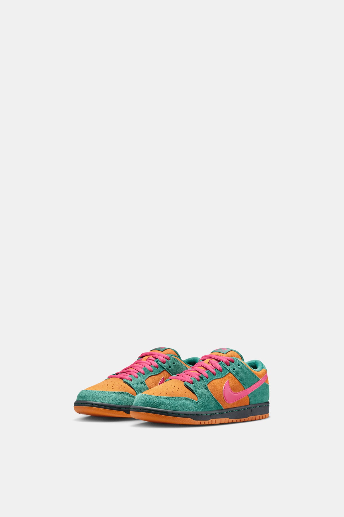 Nike SB Dunk Low Pro