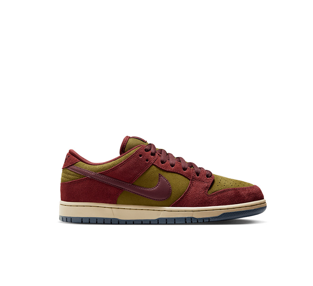 Nike SB Dunk Low Pro