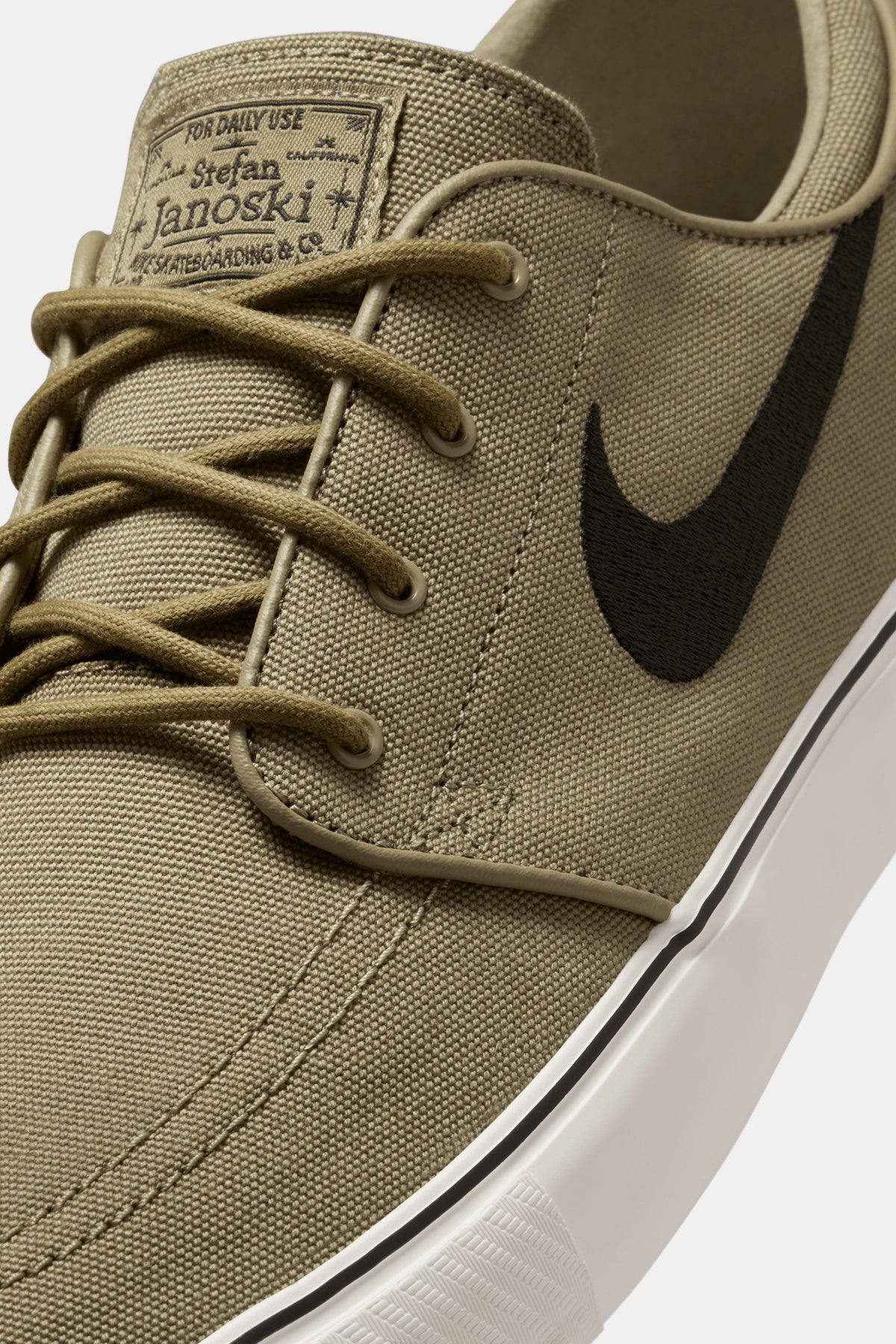 Nike SB Zoom Janoski OG+ Canvas