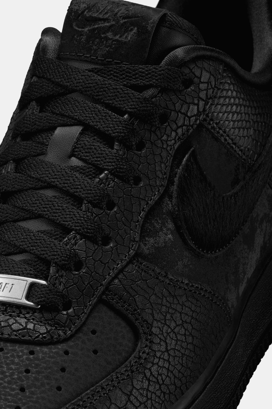 Nike Air Force 1 '07 LX