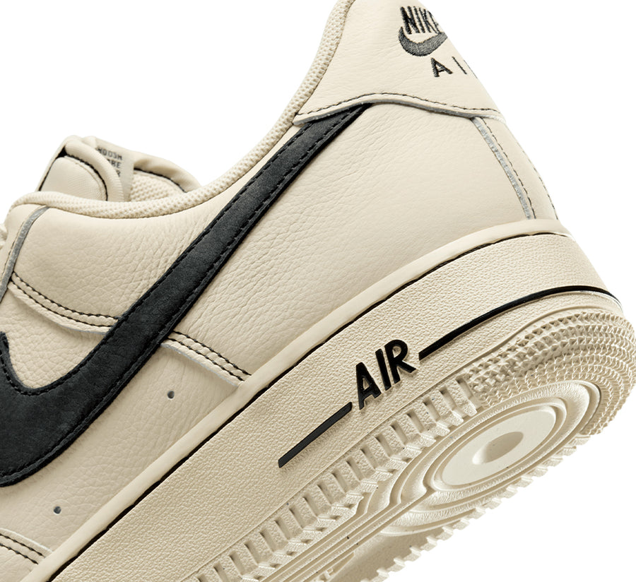 Nike Air Force 1 '07 LV8