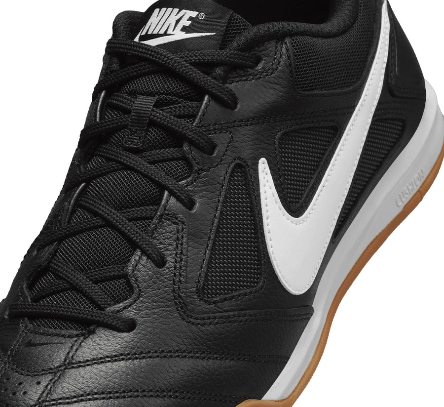 Nike Gato