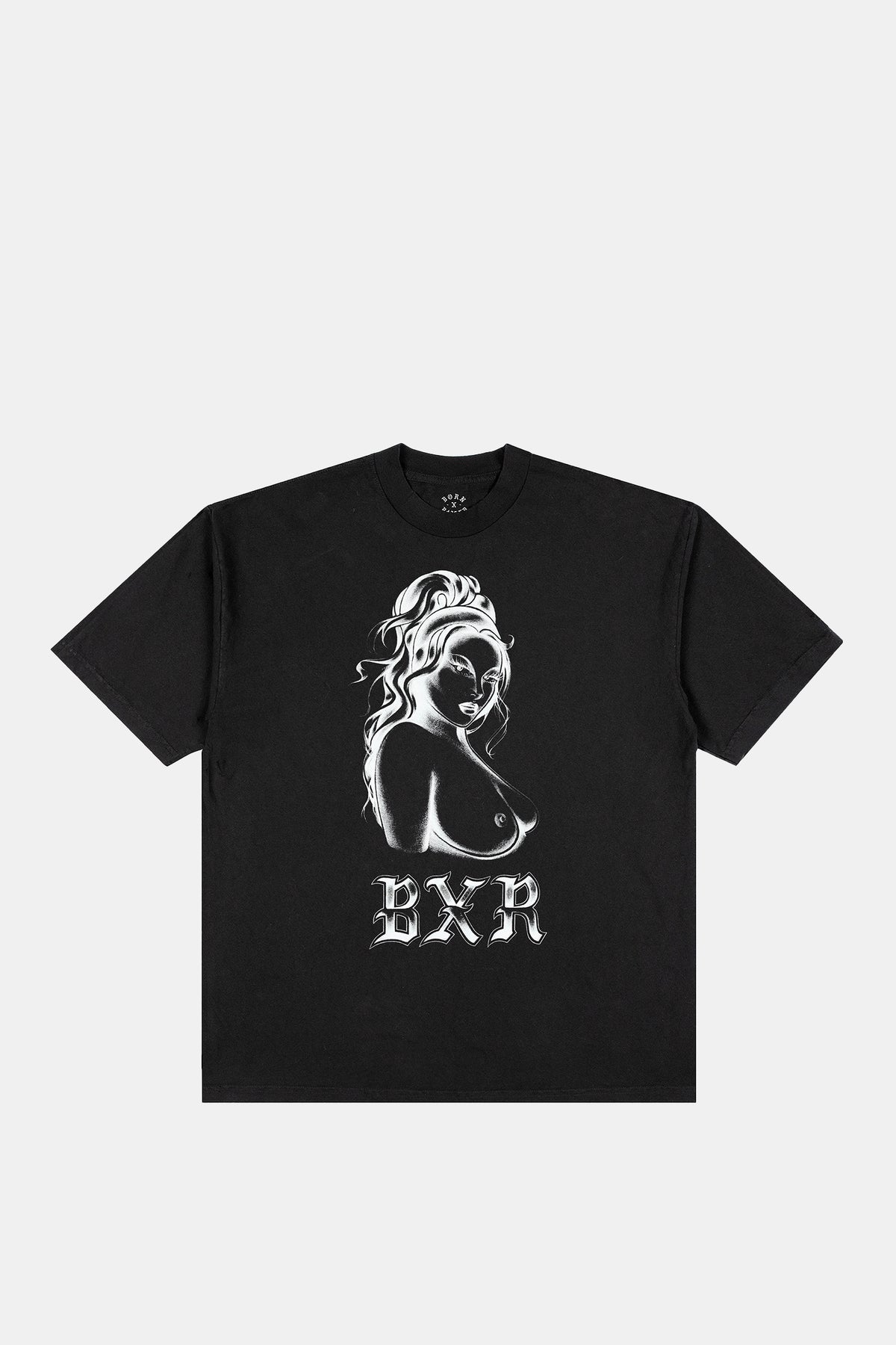 Hyna Tee