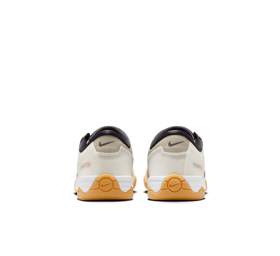 Nike Total 90