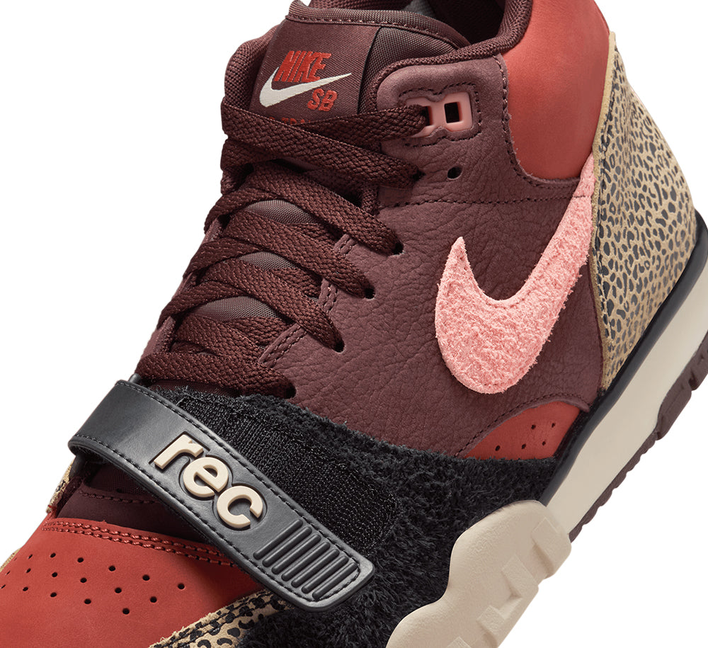 Nike SB Air Trainer 1 x Arts-Rec Skateshop – SHOPATKINGS