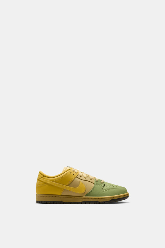 Nike SB Dunk Low Pro