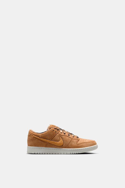 NOTE Manchester x Nike SB Dunk Low