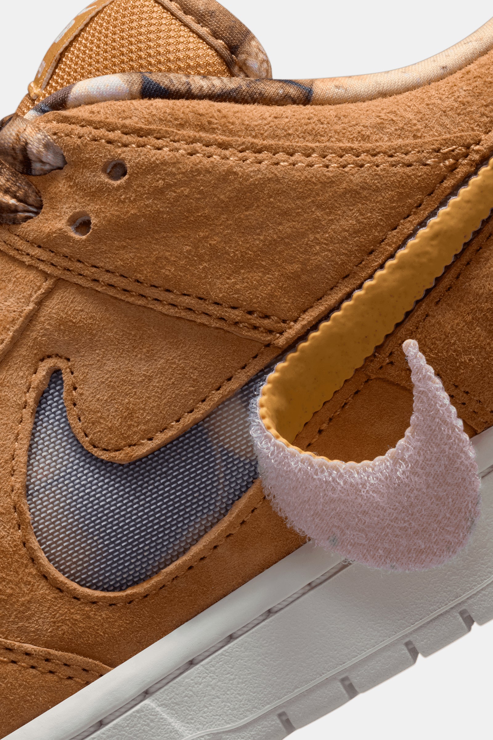 NOTE Manchester x Nike SB Dunk Low – SHOPATKINGS