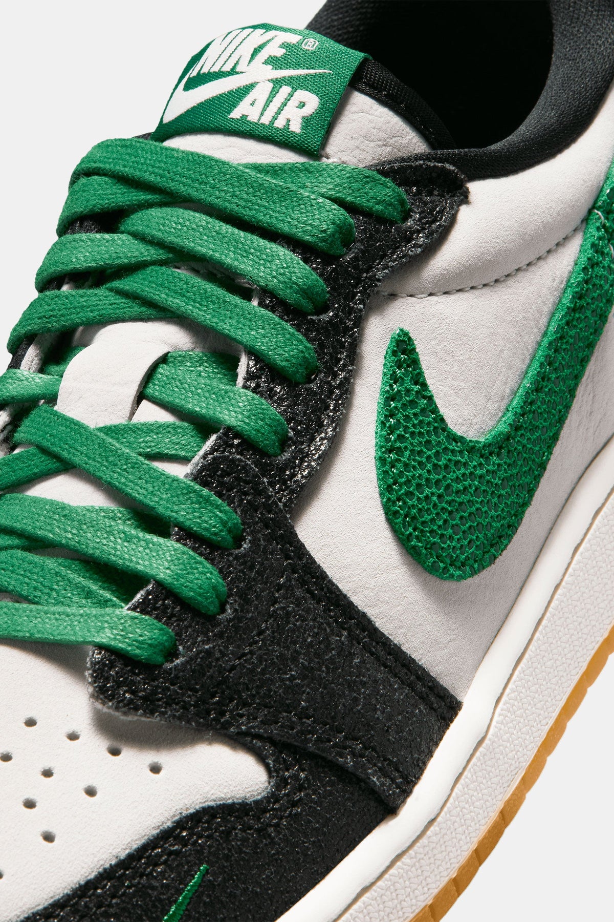 Air Jordan 1 Retro Low OG "Phantom and Pine Green" (GS)