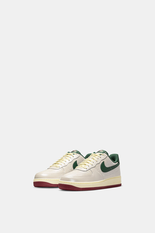 Nike Air Force 1 '07 LV8