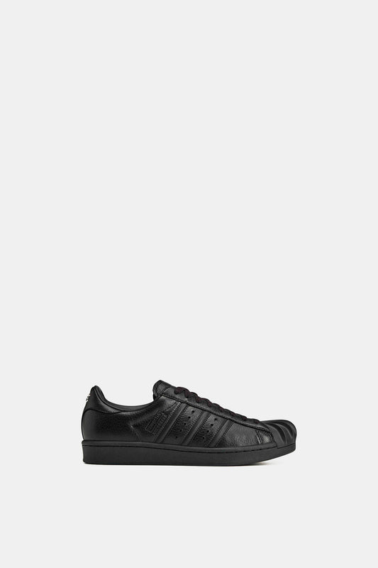 Superstar Vintage "Thug Club"