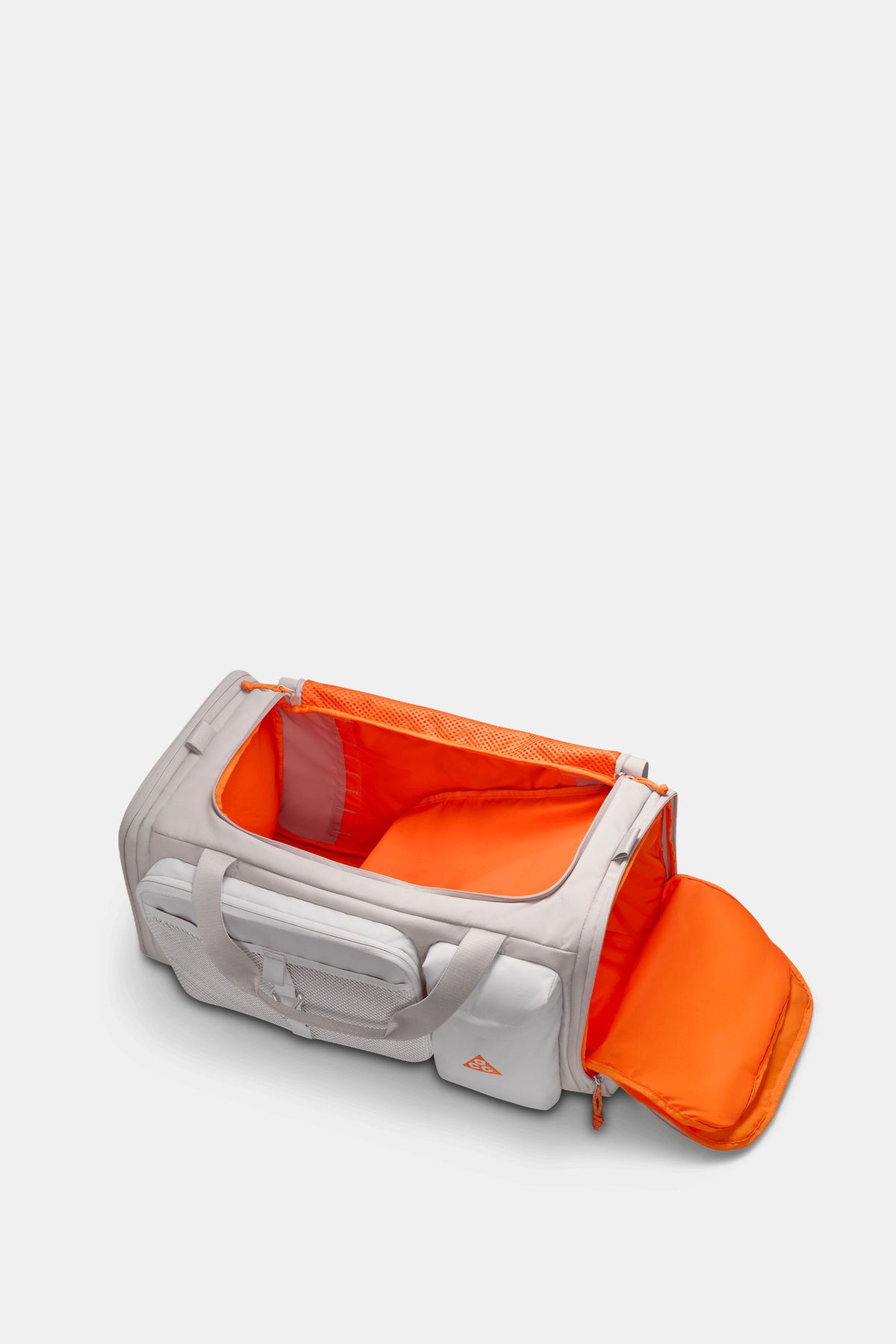 Nike ACG Daymax Duffle Bag (60L)