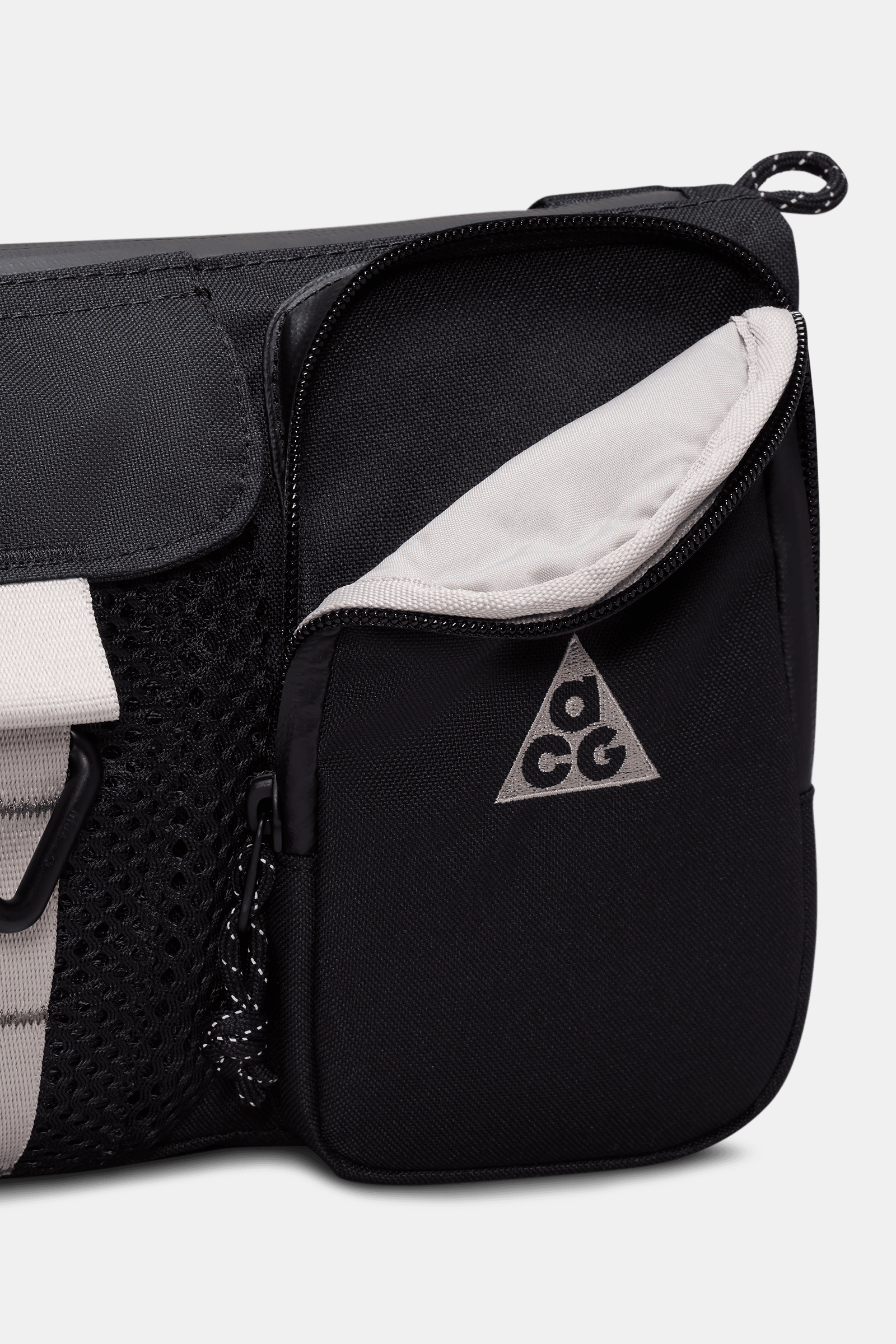 バッグ NIKE ACG DAYMAX Crossbody Bag Nike ACG Daymax Crossbody Bag - Accessories